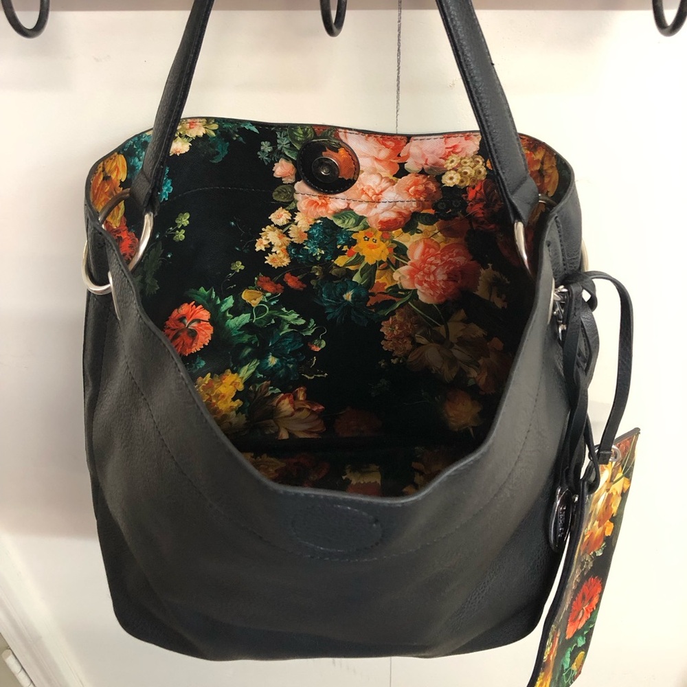 Tote